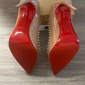Christian Louboutin Nude, US sz 8.5 or 39.5